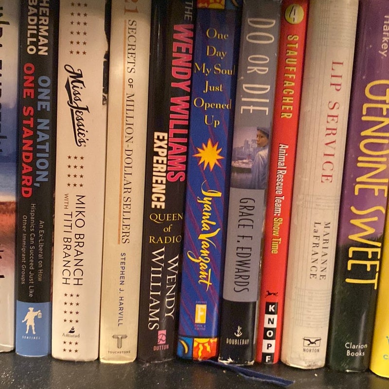 Best Book Bundle Deal Ever by GmVintageDesigns , Hardcover Pangobooks