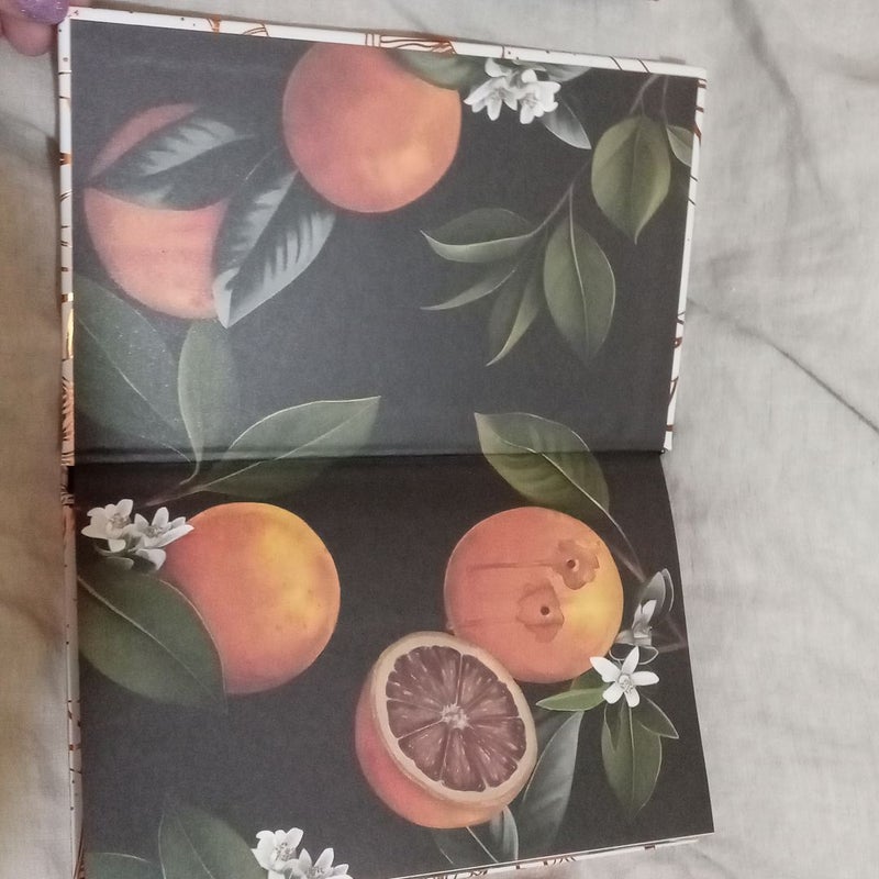Blood orange by Karina Halle, Hardcover Pangobooks