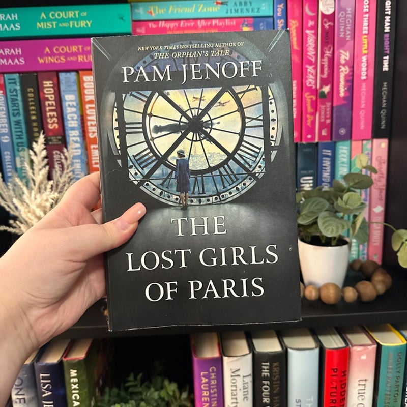 The Lost Girls of Paris