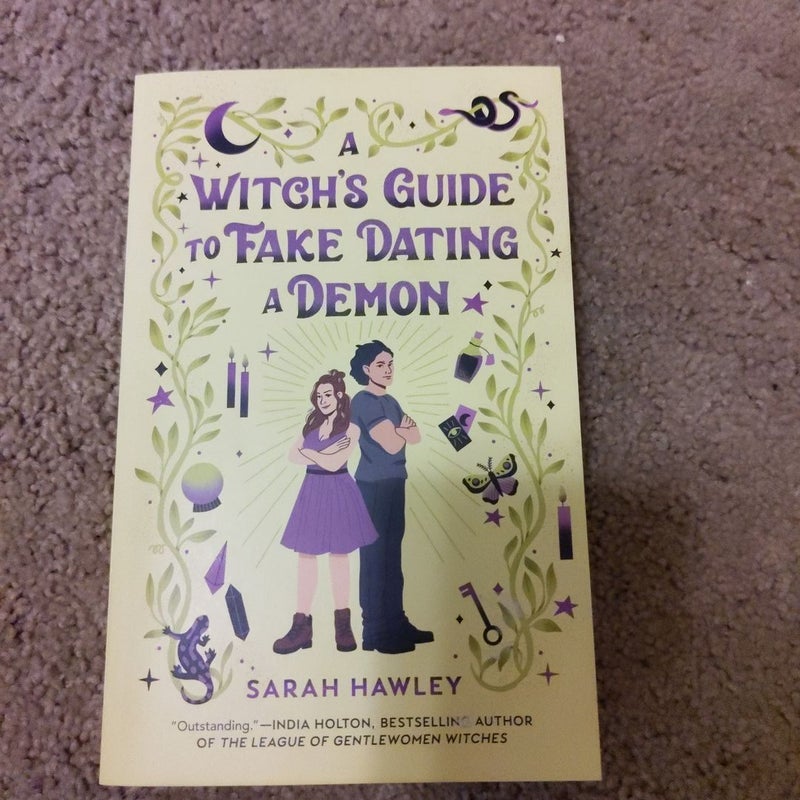 A Witch's Guide to Fake Dating a Demon