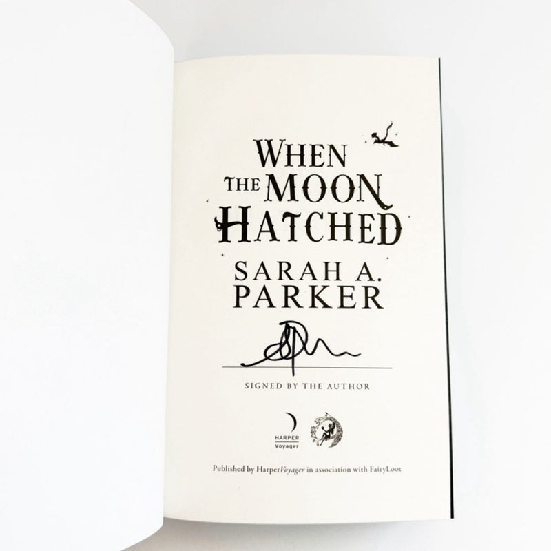 SIGNED When the Moon Hatched (Fairyloot Special Edition)