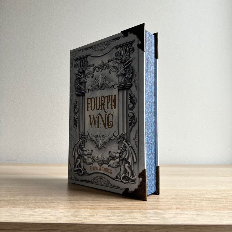 Fourth Wing - SIGNED Bookish Box Exclusive Edition