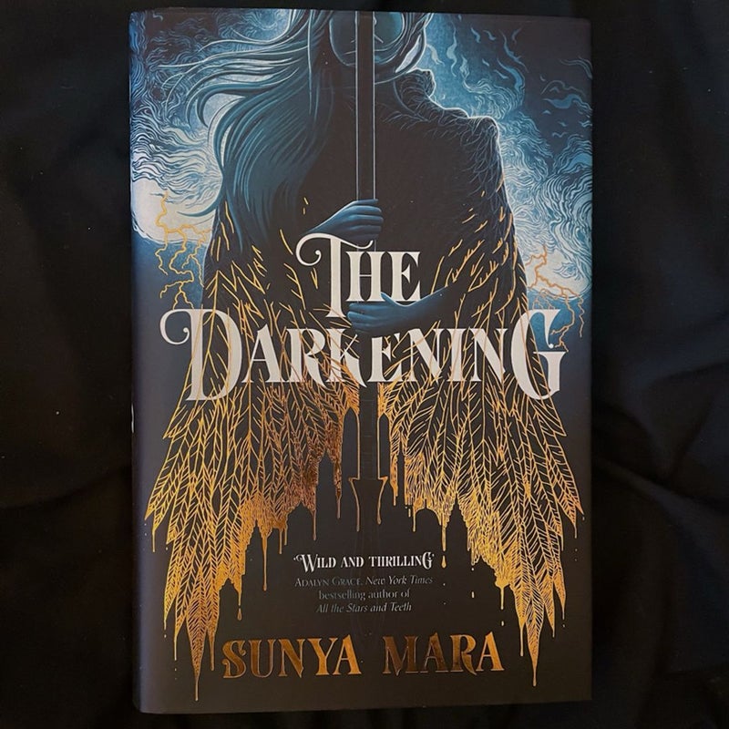 The Darkening (Fairyloot Signed Edition) by Sunya Mara, Hardcover |  Pangobooks