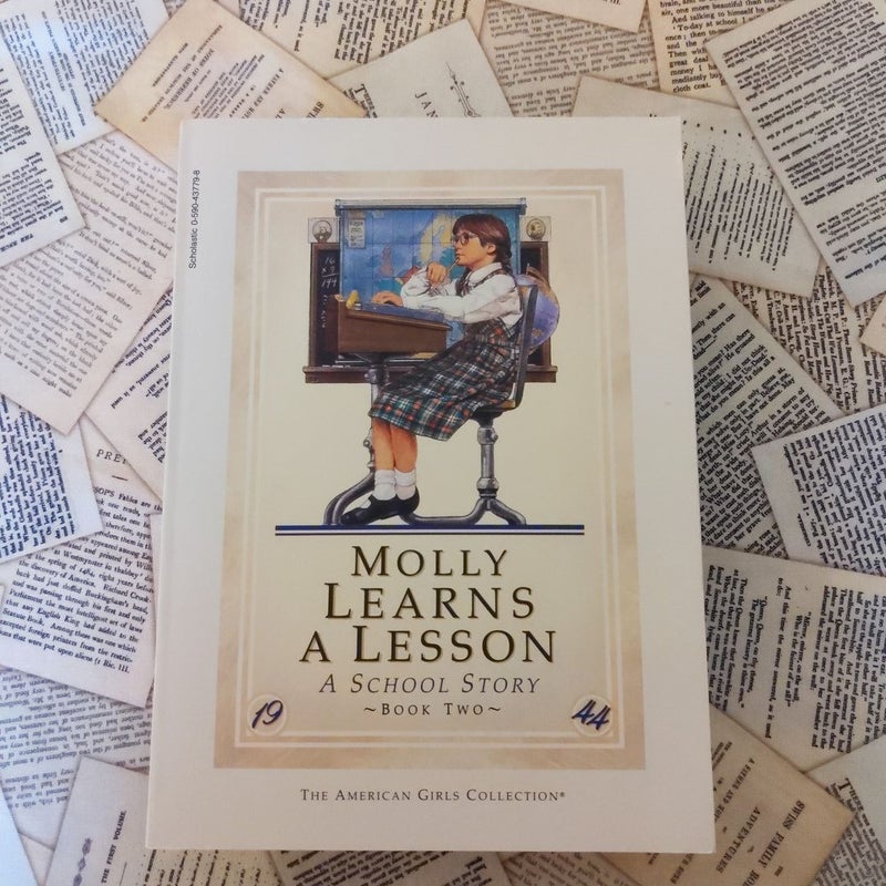 Molly Learns a Lesson: A School Story, Book 2