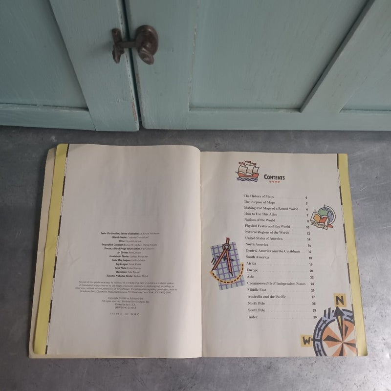 Scholastic Student Desk Atlas