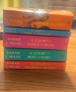 A Court of Thorns and Roses Book Set