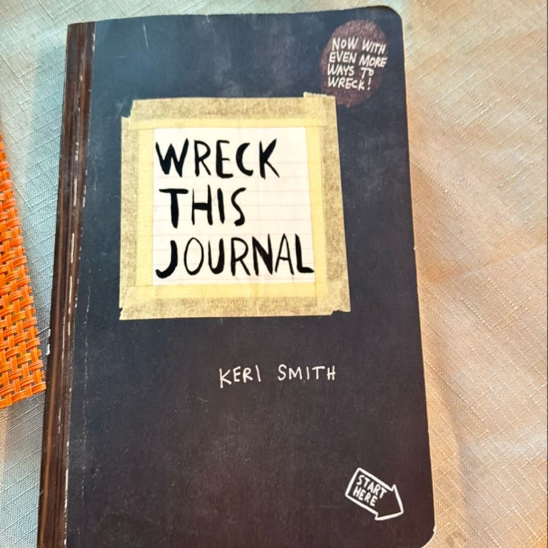 Wreck This Journal (Black) Expanded Ed