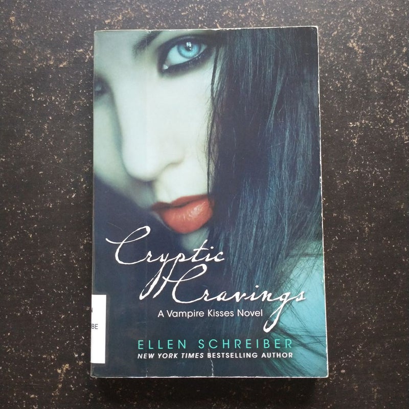 Vampire Kisses 8: Cryptic Cravings