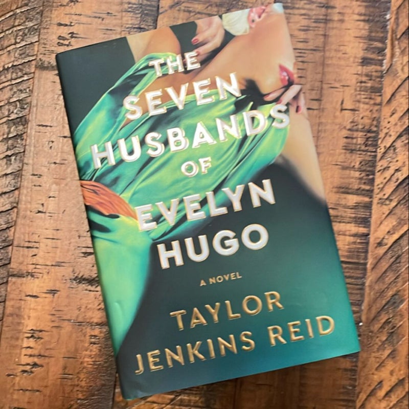 The Seven Husbands of Evelyn Hugo: Deluxe Edition Hardcover