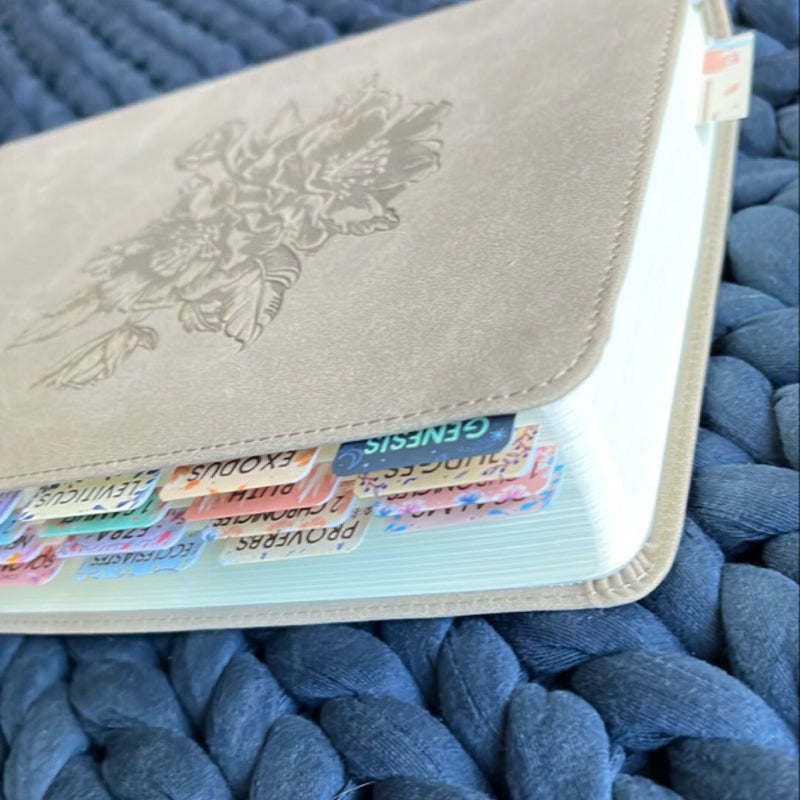 ESV Single Column Journaling Bible LARGE PRINT Hosanna Revival
