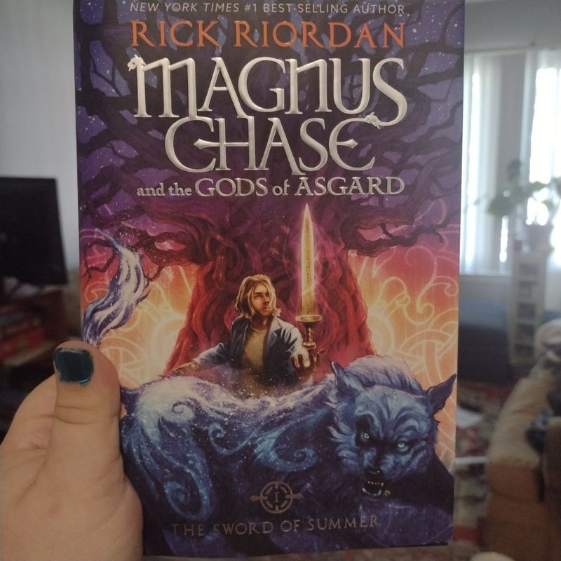 Magnus Chase and the Gods of Asgard, Book 1 the Sword of Summer (Magnus Chase and the Gods of Asgard, Book 1)