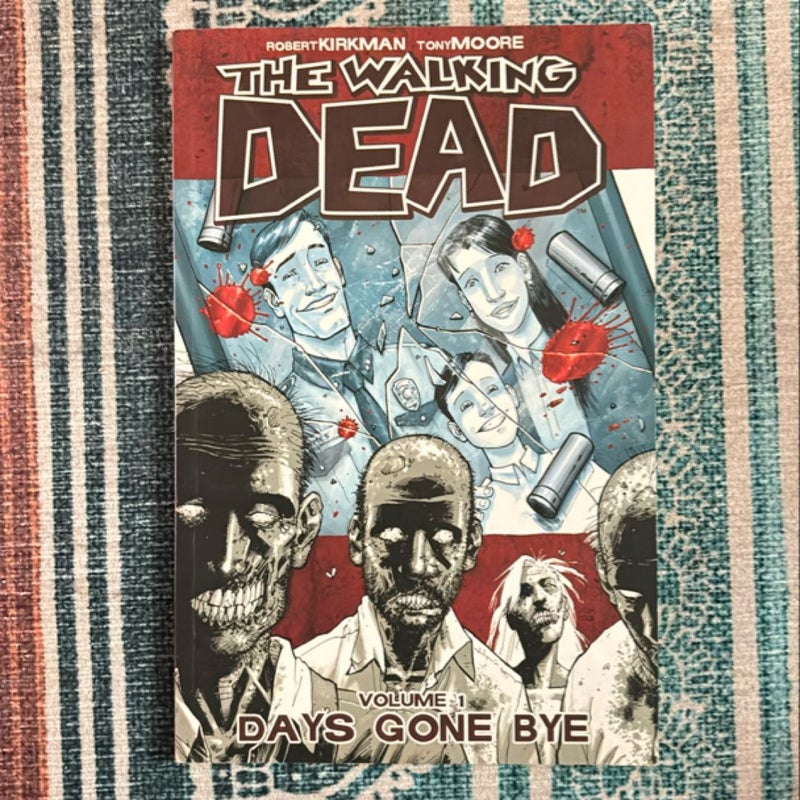 Days Gone Bye (TWD vol 1)