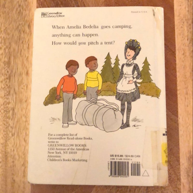 Amelia Bedelia Goes Camping