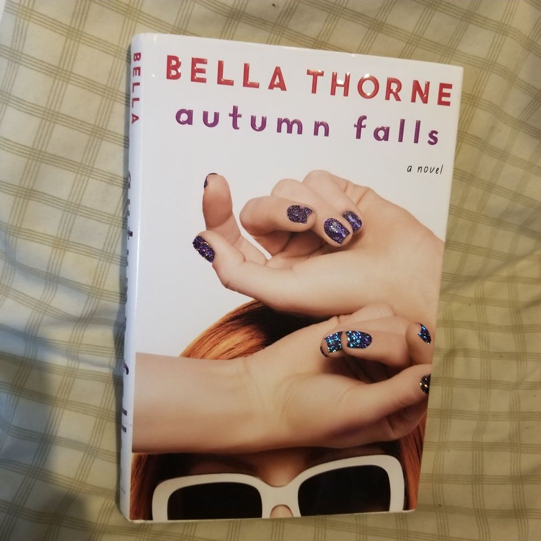 Autumn Falls by Bella Thorne, Hardcover | Pangobooks