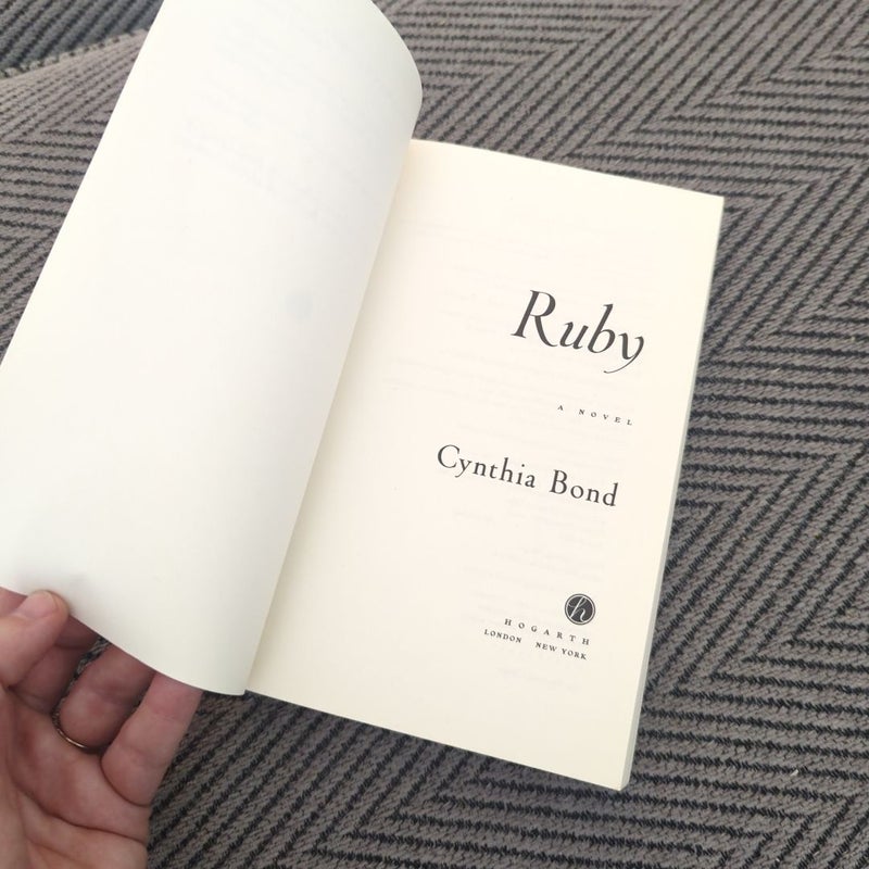 Ruby (Oprah's Book Club 2. 0)