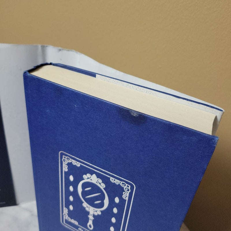 Legendary UK Hardcover | ARACLE Hidden Cover
