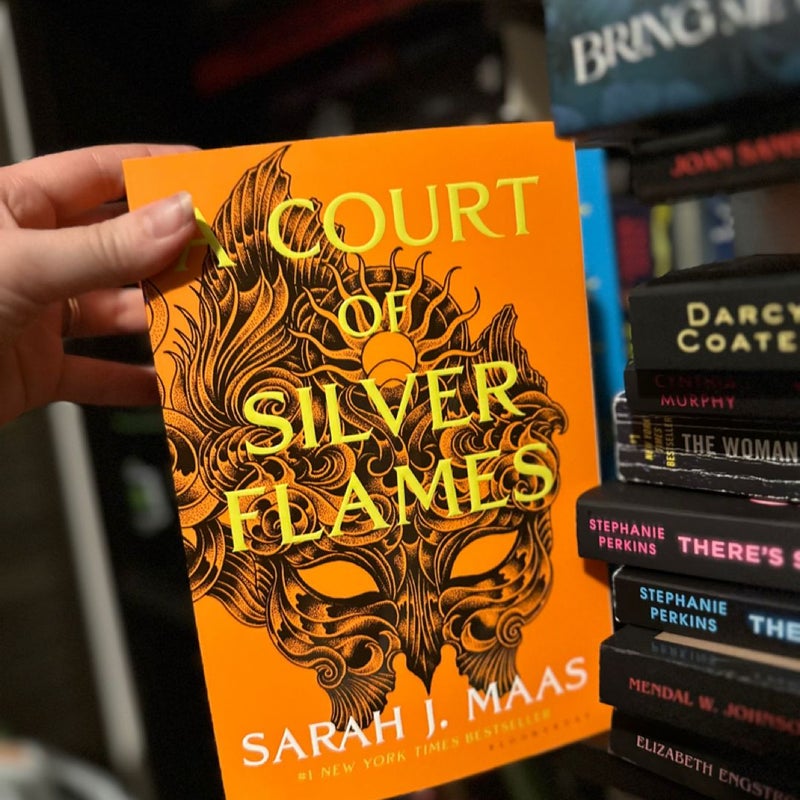 A Court of Thorns and Roses Set