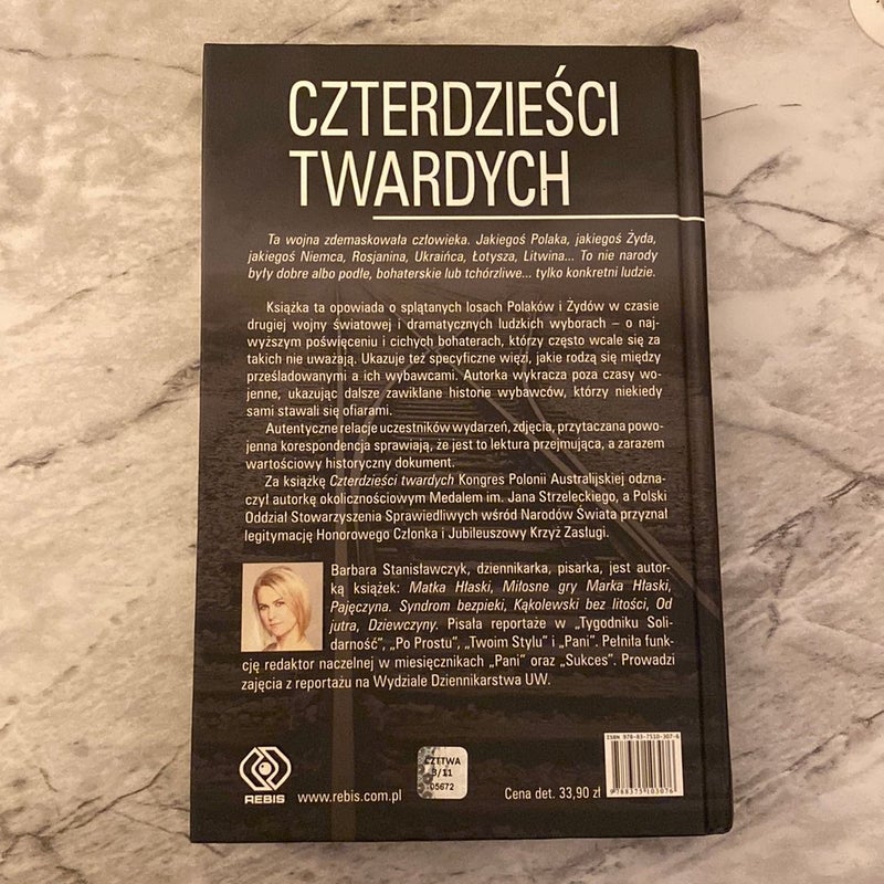 Czterdzieści Twardych