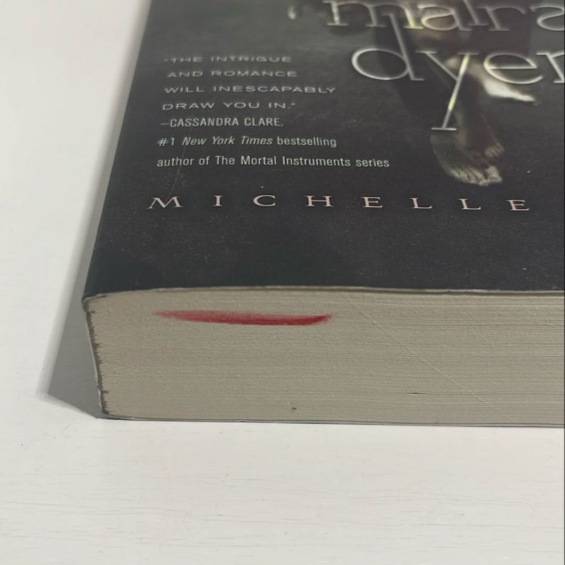 The Unbecoming of Mara Dyer