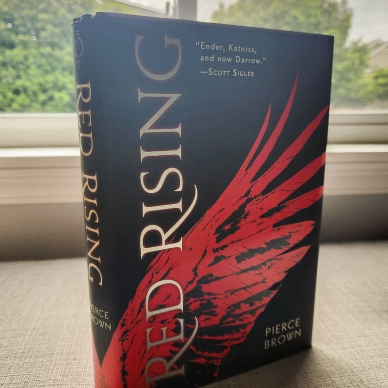 Red Rising (Book #1)