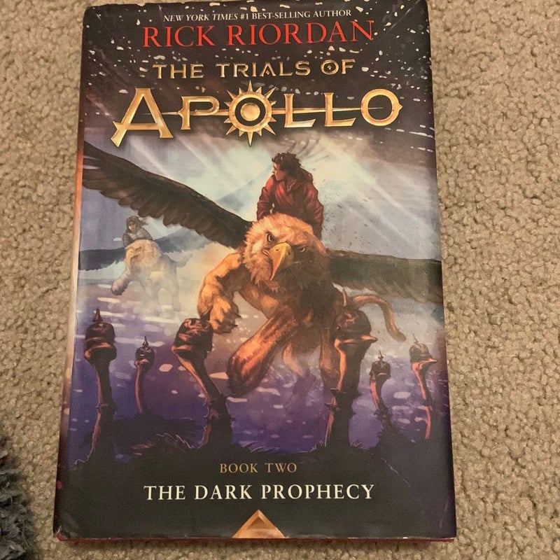 Trials of Apollo, the Book Two the Dark Prophecy (Trials of Apollo, the Book Two)