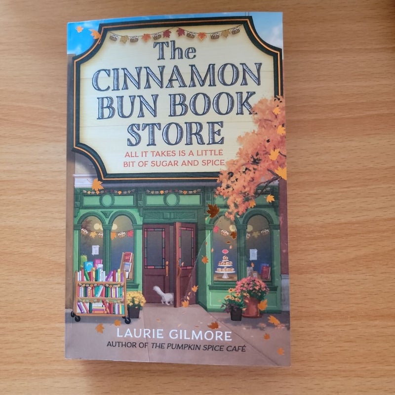 The Cinnamon Bun Book Store (Dream Harbor, Book 2)