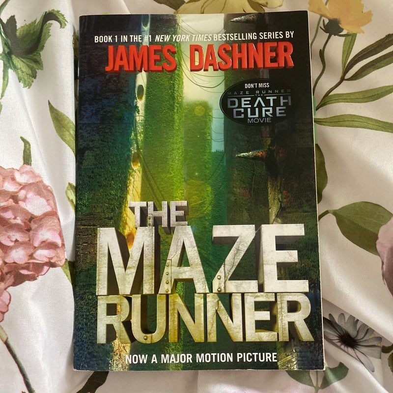 Inside the Maze Runner: The Guide to the Glade