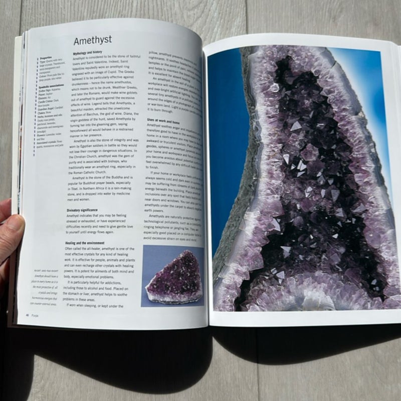 Cassandra Eason's Healing Crystals