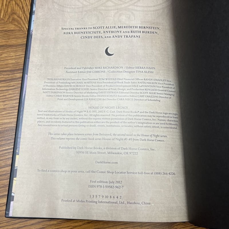 Legacy a House of Night Graphic Novel Anniversary Edition by P.c. Cast