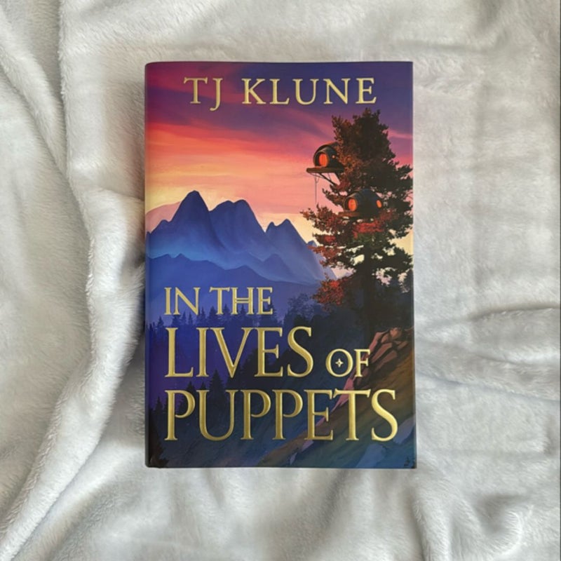 In the Lives of Puppets (FairyLoot edition)