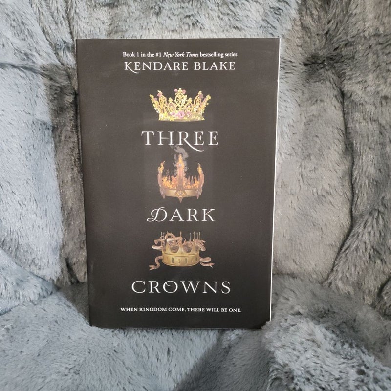 Three Dark Crowns