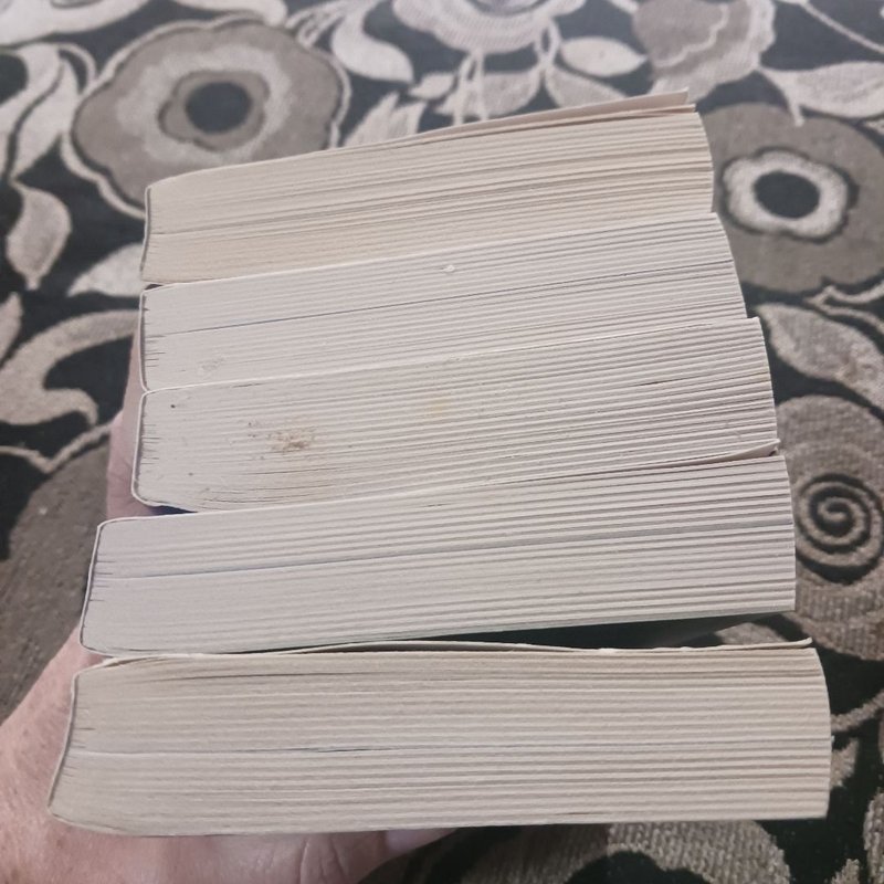 5 Harlequin Special Edition Books