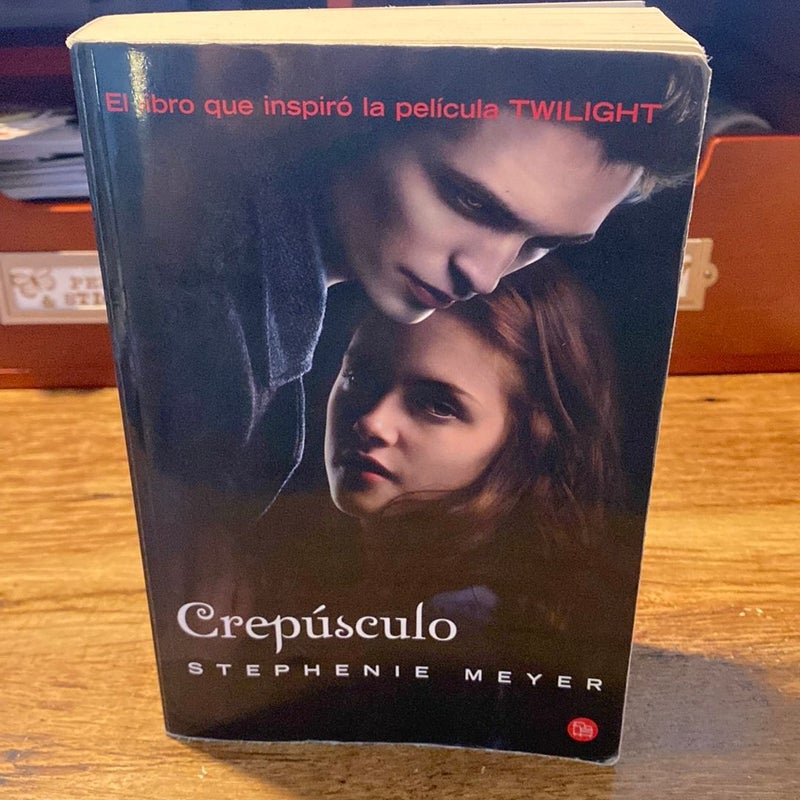 Crepúsculo (TWILIGHT SPANISH EDITION)