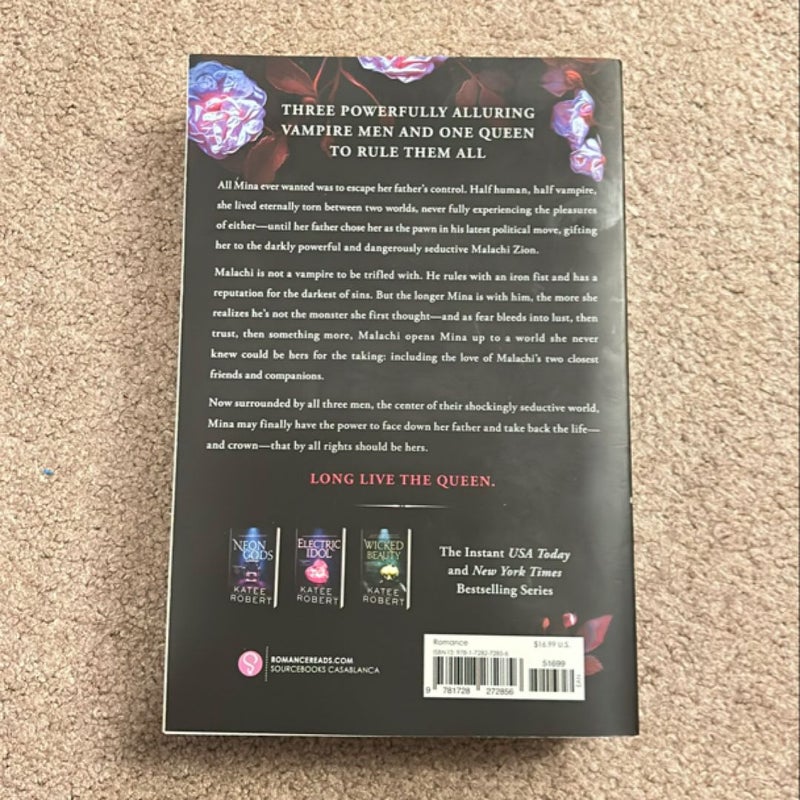 Court of the Vampire Queen