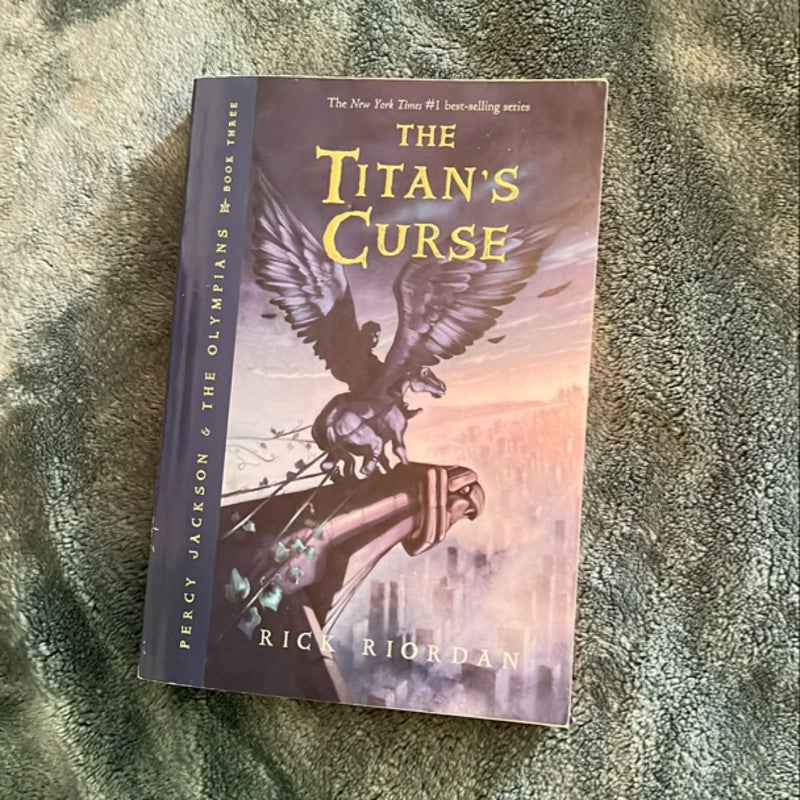 Percy Jackson and the Olympians, Book Three the Titan's Curse (Percy Jackson and the Olympians, Book Three)