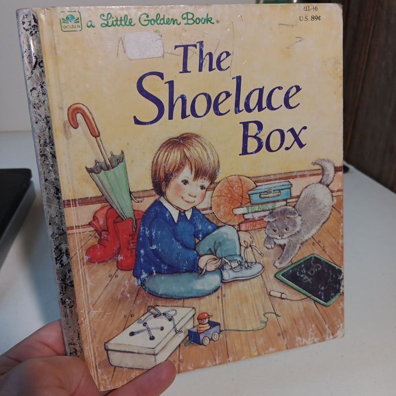 The Shoelace Box