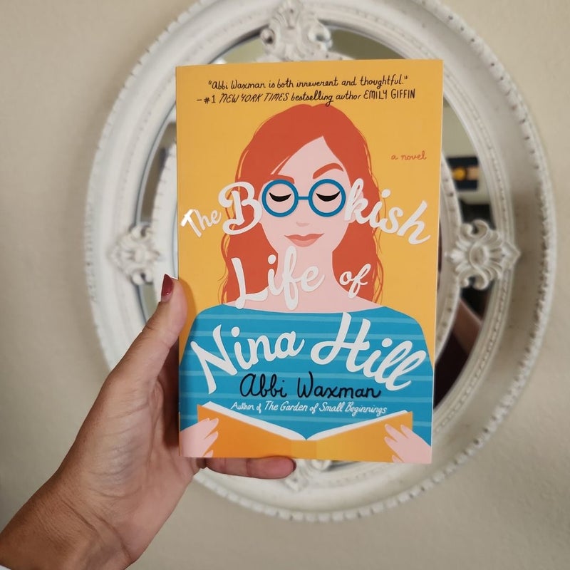 The Bookish Life of Nina Hill