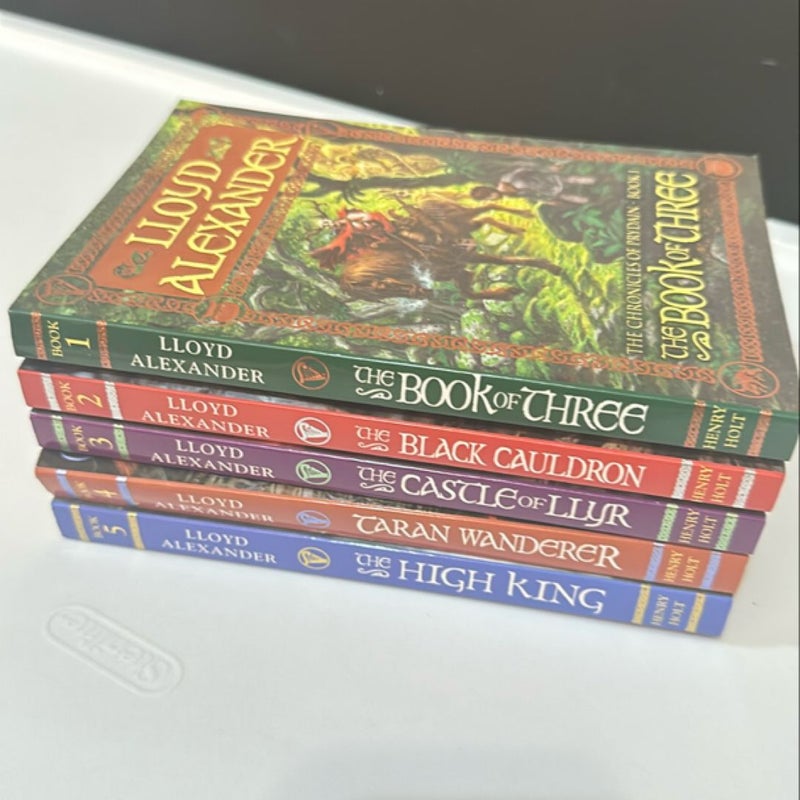 The Chronicles of Prydain Books 1-5