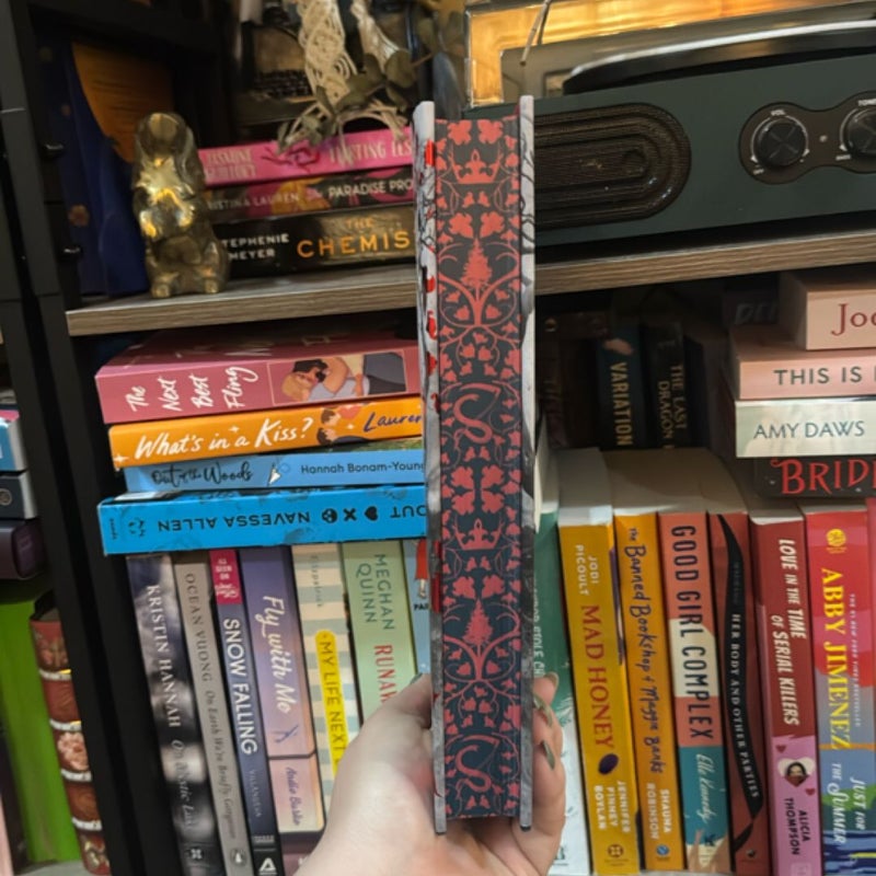Barnes and noble exclusive Two Twisted Crowned