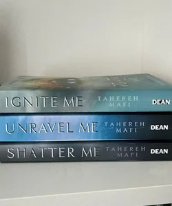 Shatter Me bundle: original trilogy