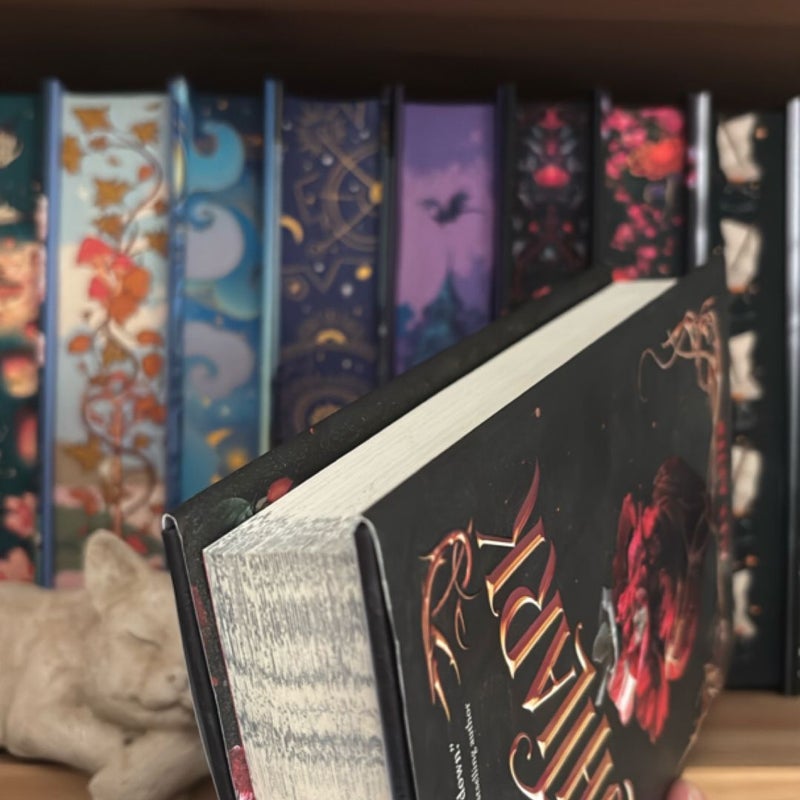 Lightlark (Book 1)