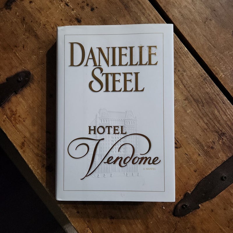 Hotel Vendome 🥇FIRST EDITION🥇