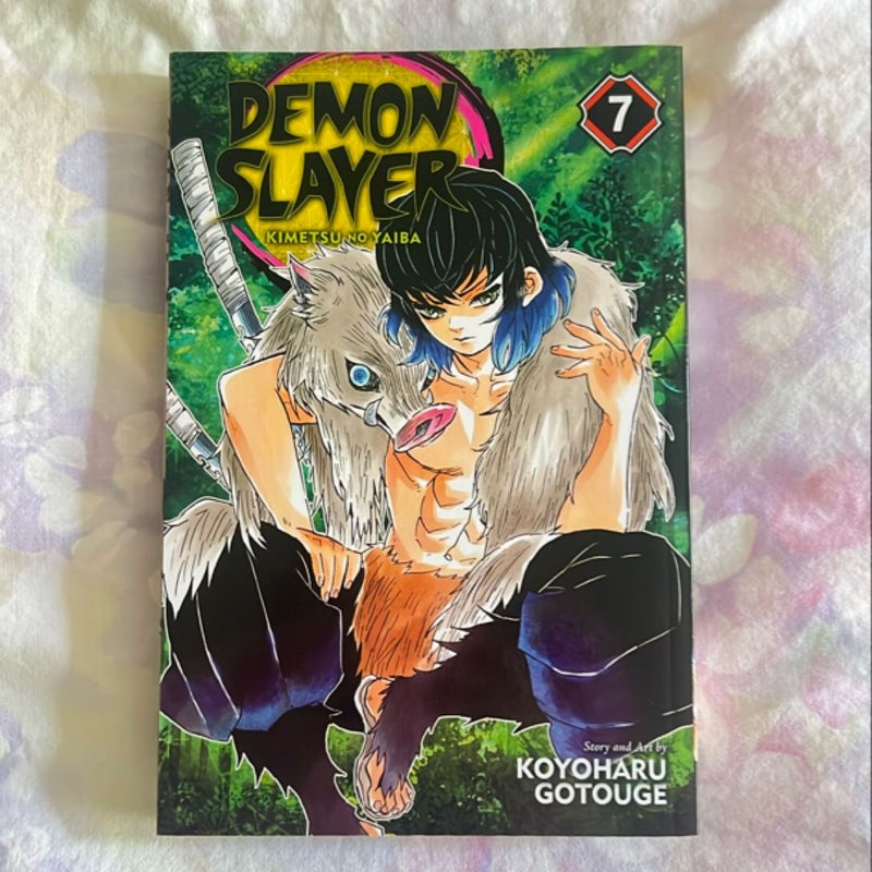 Demon Slayer: Kimetsu No Yaiba, Vol. 7