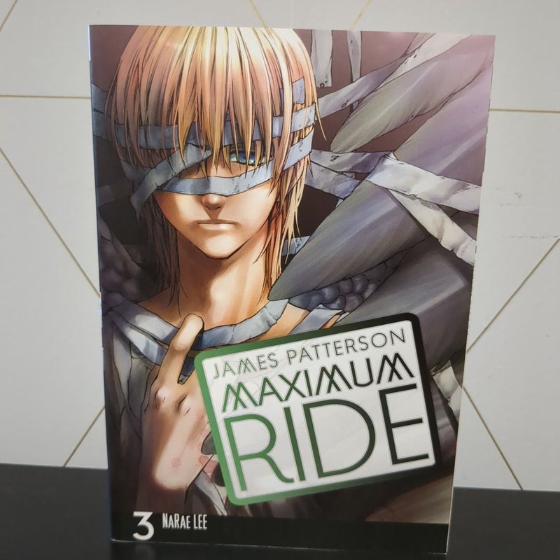 Maximum Ride: the Manga, Vol. 3