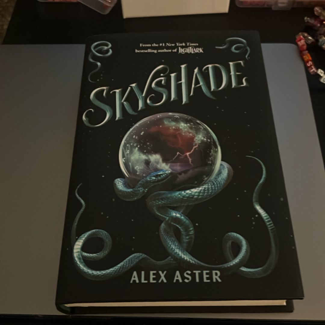 Skyshade (the Lightlark Saga Book 3)