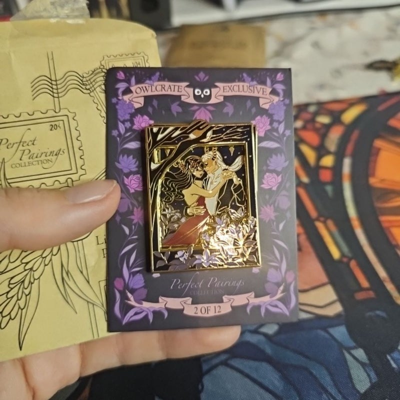 Belladonna owlcrate pin