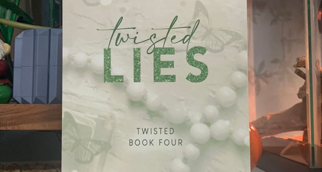Twisted Lies - Ana Huang Pin for Sale by bookshelfsketch