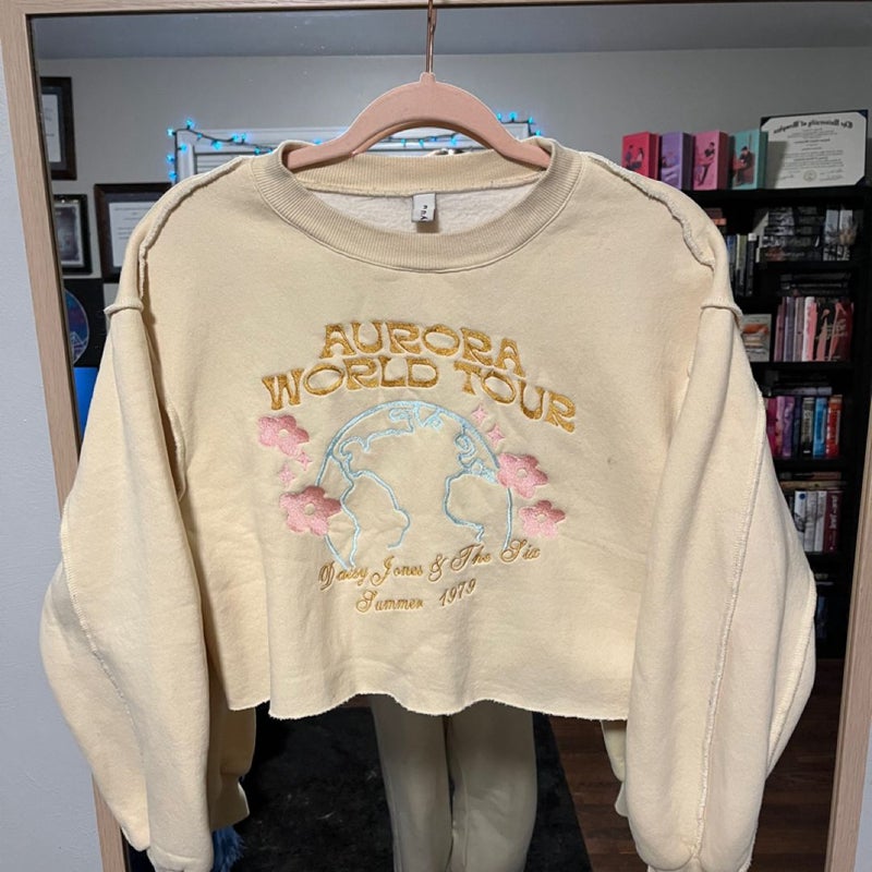 Daisy Jones and the Six Cropped Crewneck