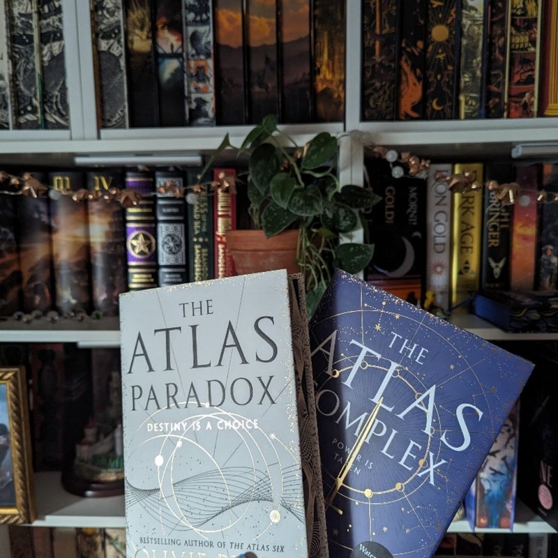 Waterstones exclusives SIGNED Atlas Complex and Atlas Paradox edirions (listing is for BOTH) 