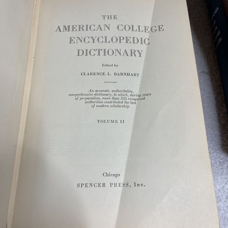 The American college encyclopedic dictionary 